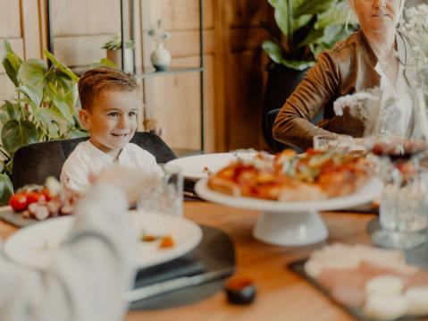 Bei uns schlemmen auch die Kids ganz groß!