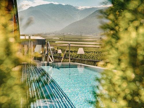 Relax, take it easy! Relax, take it easy!