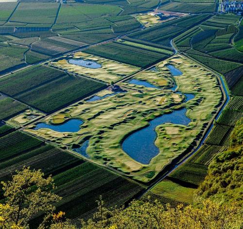 La Vostra vacanza da golf in Alto Adige