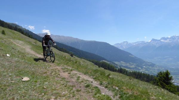 Eine gigantische Gipfeltour mit dem E-MTB im Vinschgau