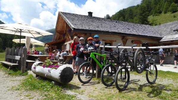 Panorama, Berge, Seen & die Brugger Alm
