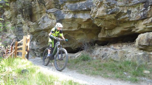 Und wieder zwei begeisterte Biker auf dem E-MTB