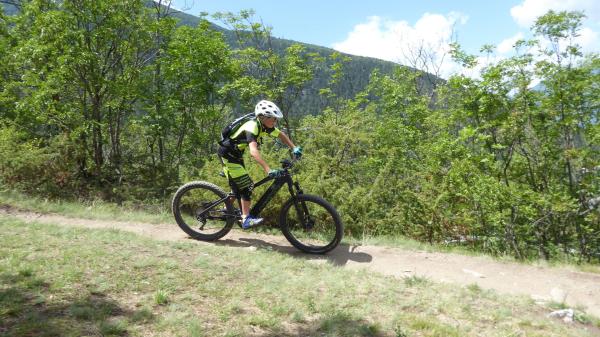 Und wieder zwei begeisterte Biker auf dem E-MTB