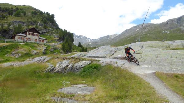 ..unserem neuen Guide die Berge zeigen!