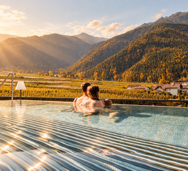 "Grias Di" im wohl coolsten Sporthotel in Südtirol! "Grias Di" im wohl coolsten Sporthotel in Südtirol!
